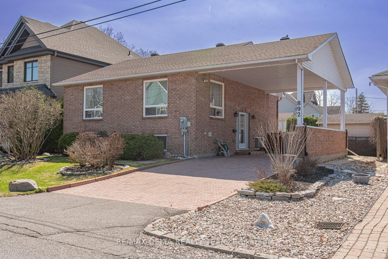 Photo of 892 Scott Dupuis Way