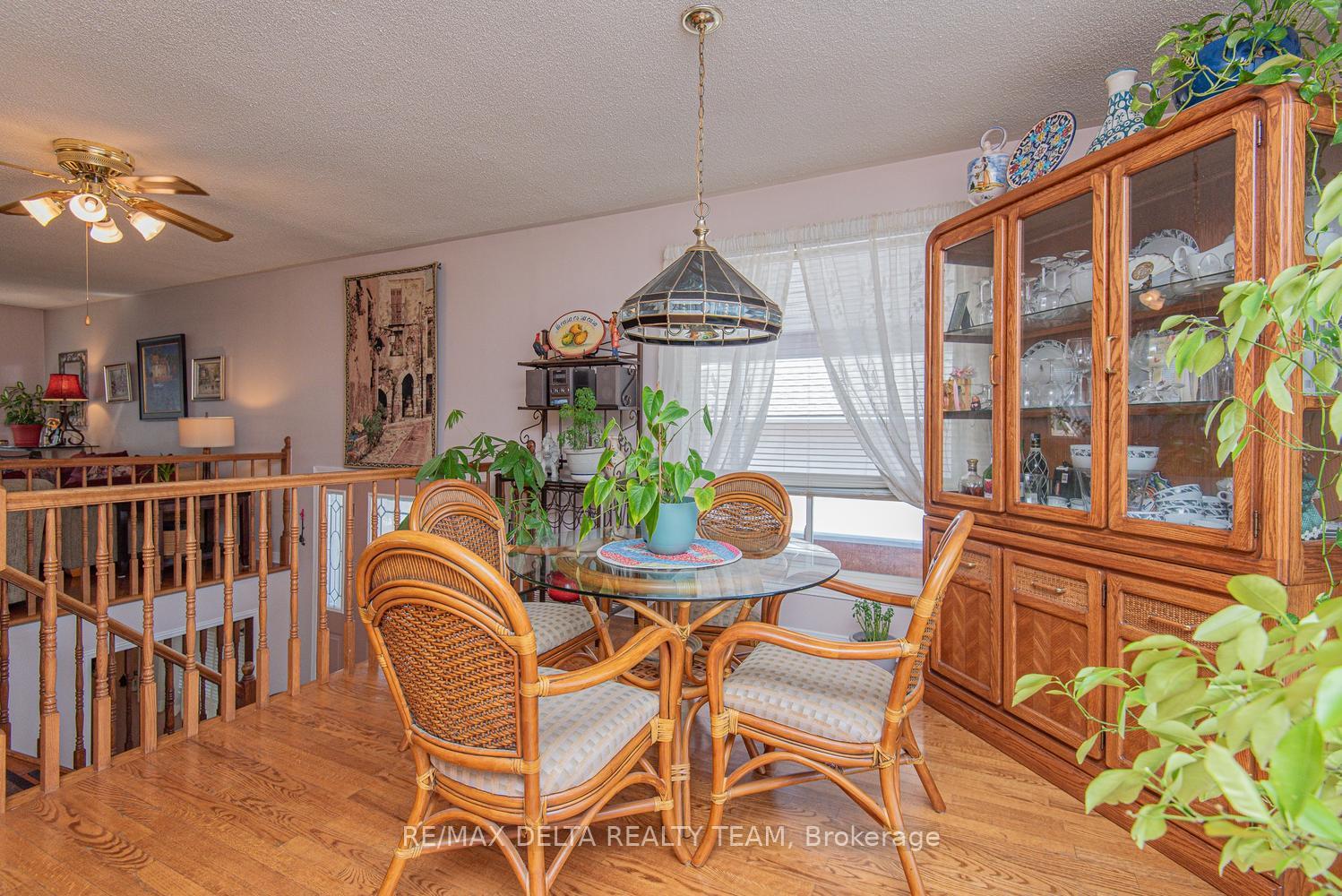 Photo 10 of 892 Scott Dupuis Way, Ottawa, Hiawatha Park/Convent Glen — HOMEH