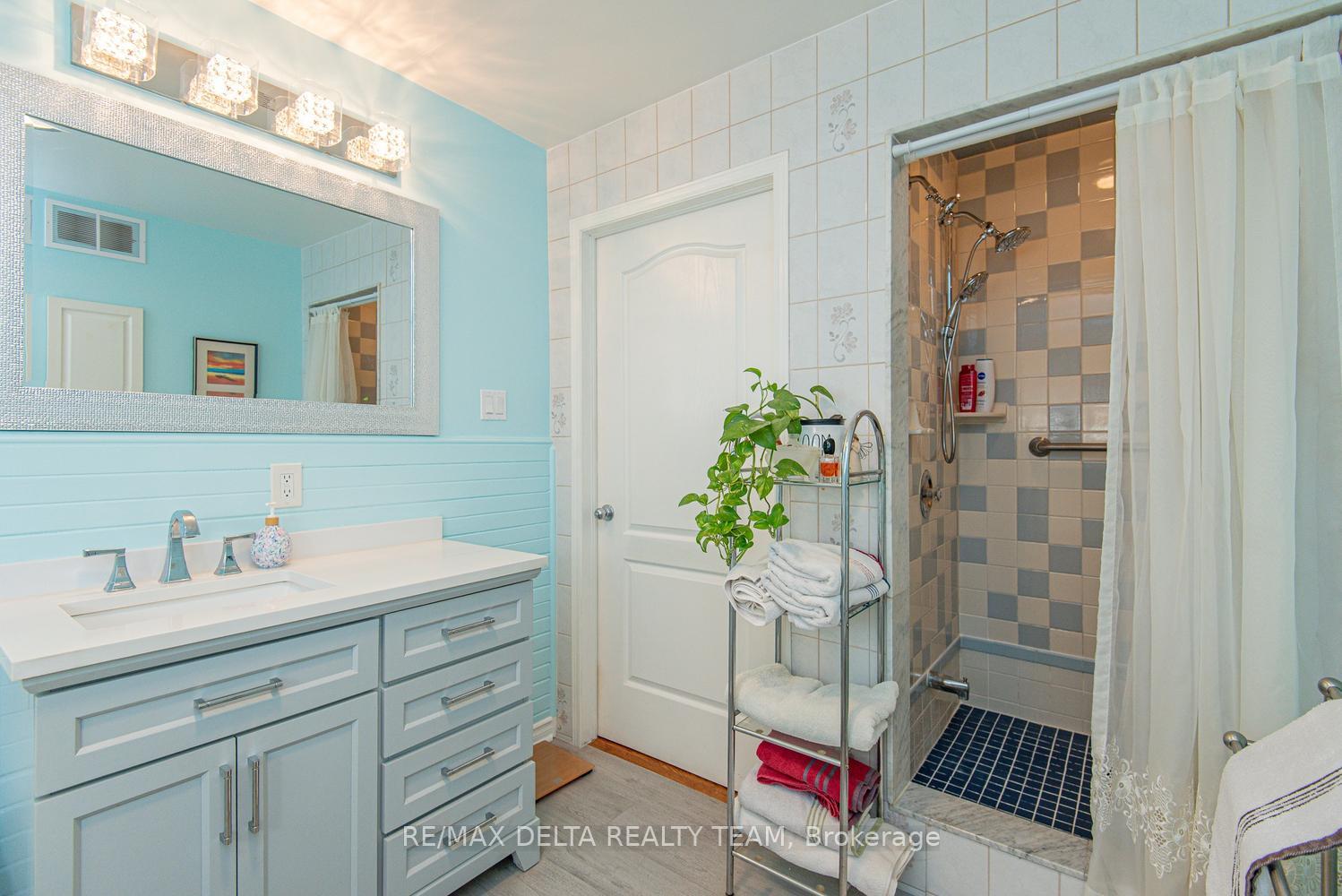 Photo 21 of 892 Scott Dupuis Way, Ottawa, Hiawatha Park/Convent Glen — HOMEH