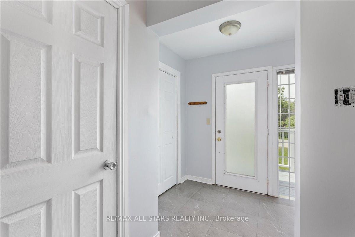 Photo 4 of 535 George Street, Brock, Beaverton — HOMEH