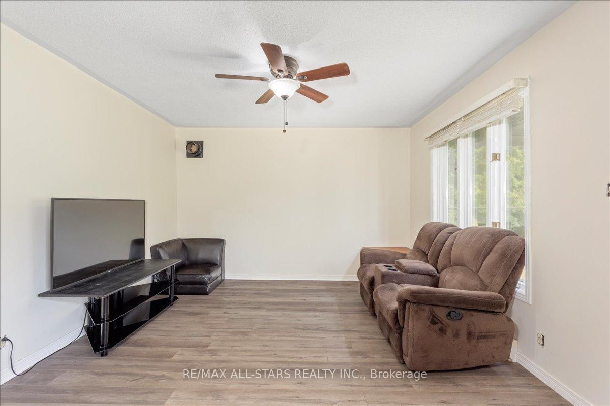 Photo 14 of 535 George Street, Brock, Beaverton — HOMEH