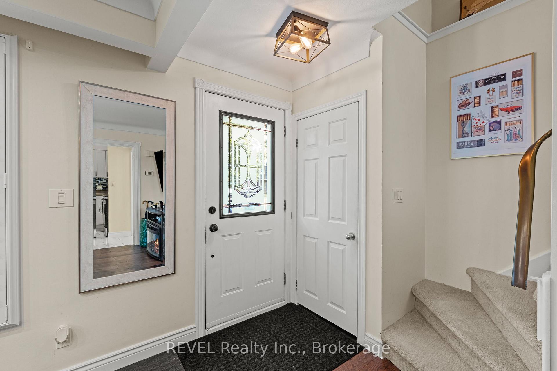 Photo 14 of 28 Black Knight Road, St. Catharines, Lakeport — HOMEH