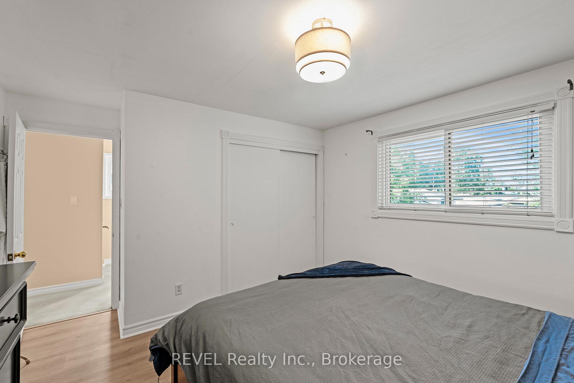 Photo 16 of 28 Black Knight Road, St. Catharines, Lakeport — HOMEH