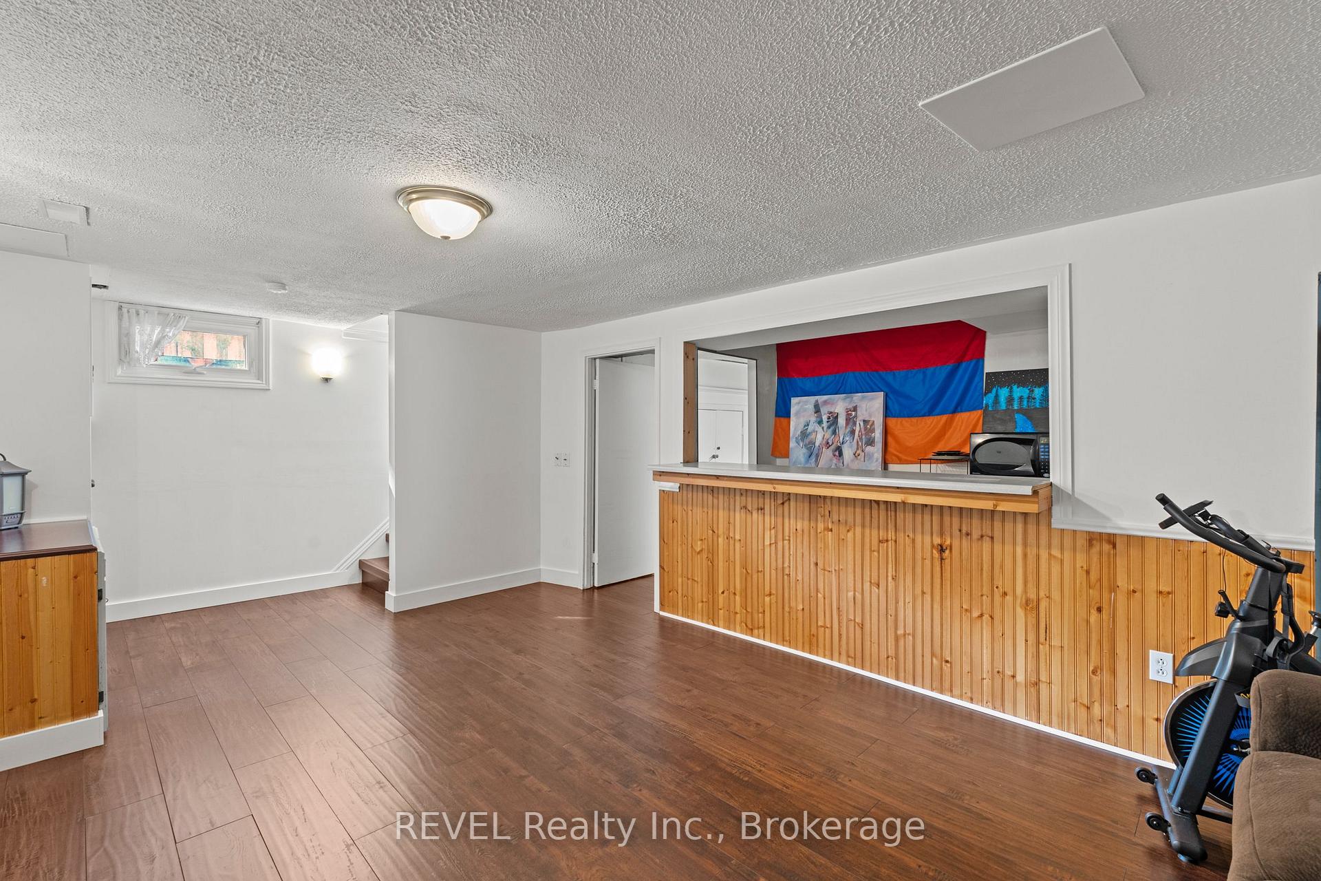 Photo 22 of 28 Black Knight Road, St. Catharines, Lakeport — HOMEH