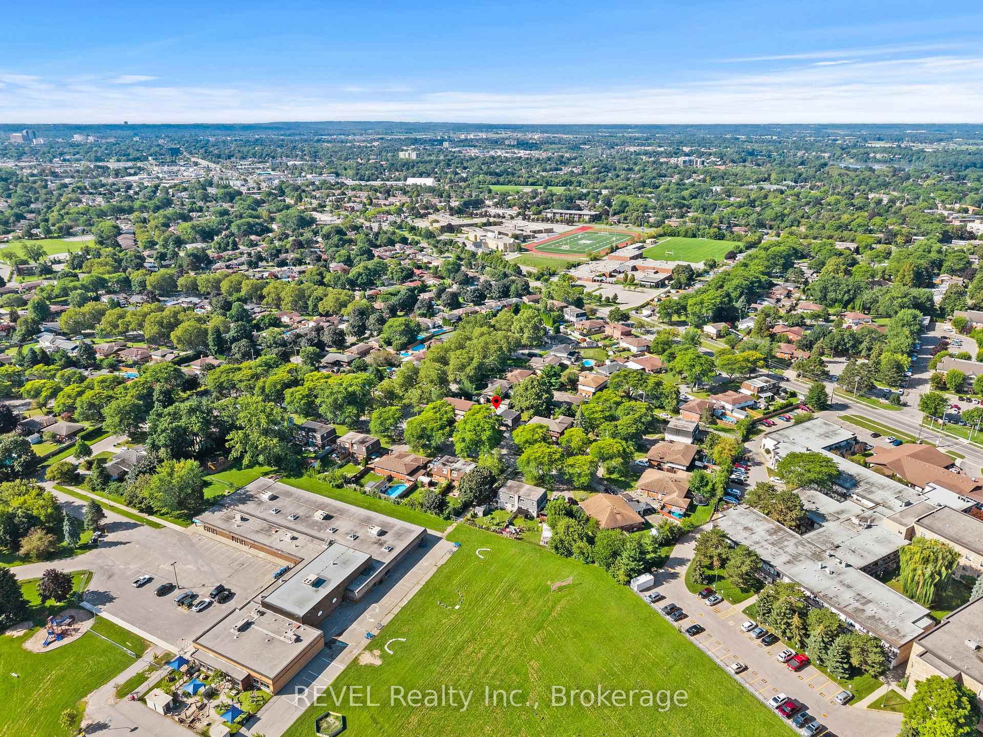 Photo 37 of 28 Black Knight Road, St. Catharines, Lakeport — HOMEH