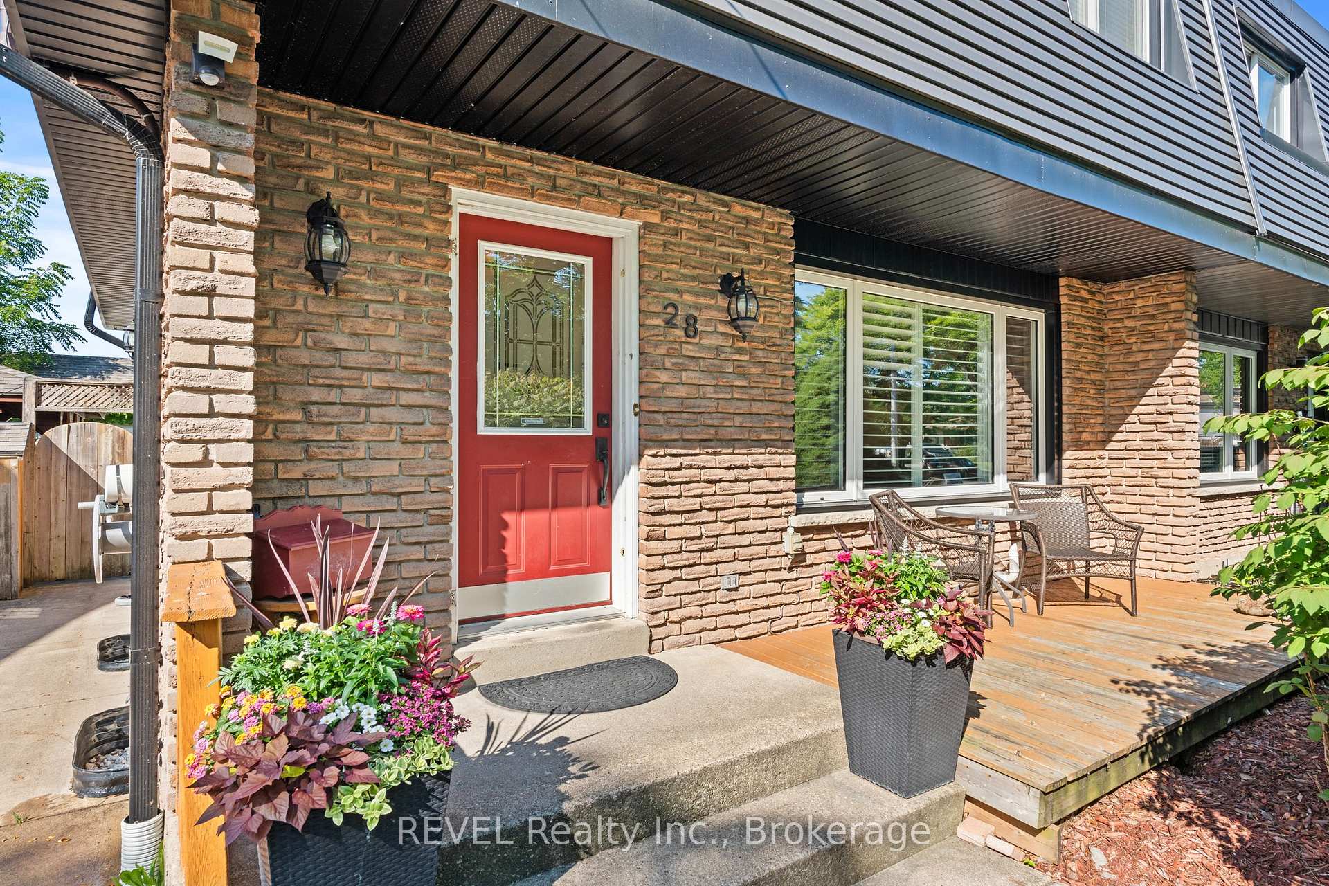 Photo 46 of 28 Black Knight Road, St. Catharines, Lakeport — HOMEH