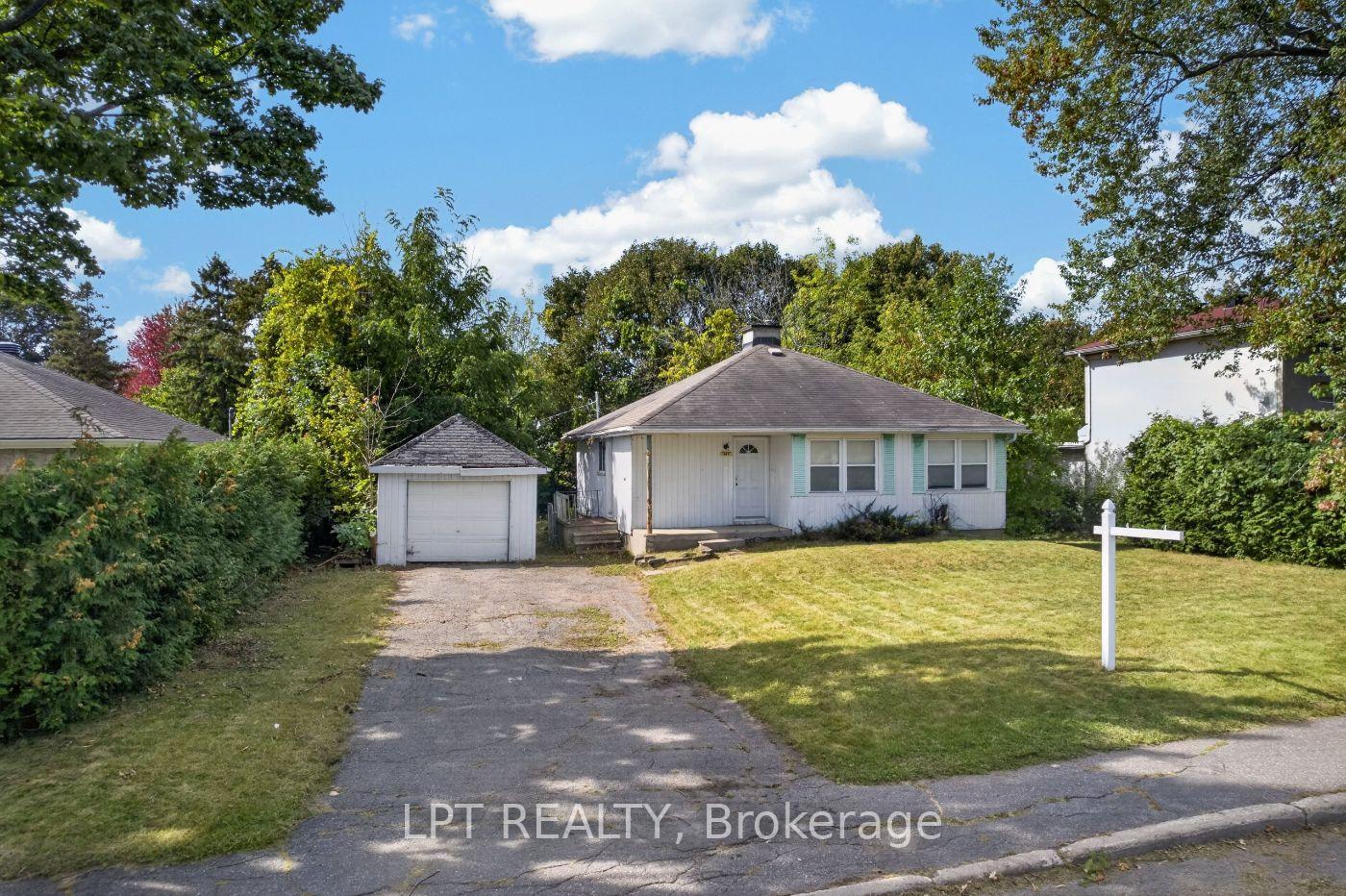 Photo 1 of 868 Mountainview Avenue, Ottawa, Whitehaven — HOMEH