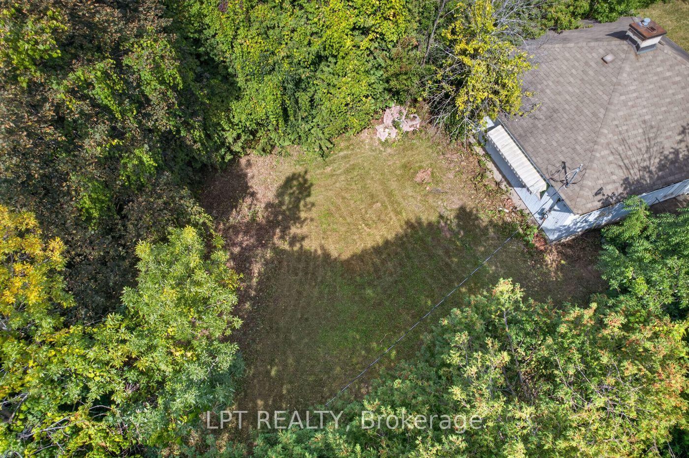 Photo 9 of 868 Mountainview Avenue, Ottawa, Whitehaven — HOMEH