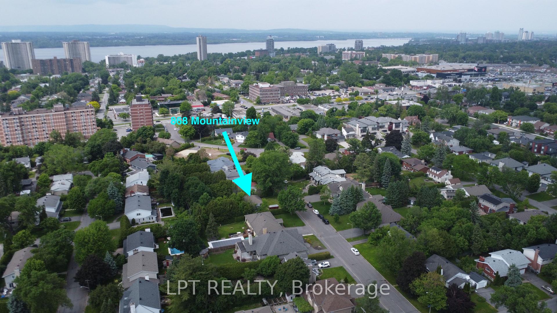 Photo 14 of 868 Mountainview Avenue, Ottawa, Whitehaven — HOMEH
