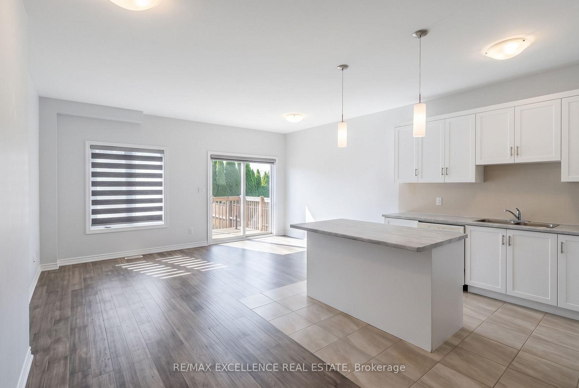 Photo 3 of 186 Louise Street, Welland, Lincoln/Crowland — HOMEH