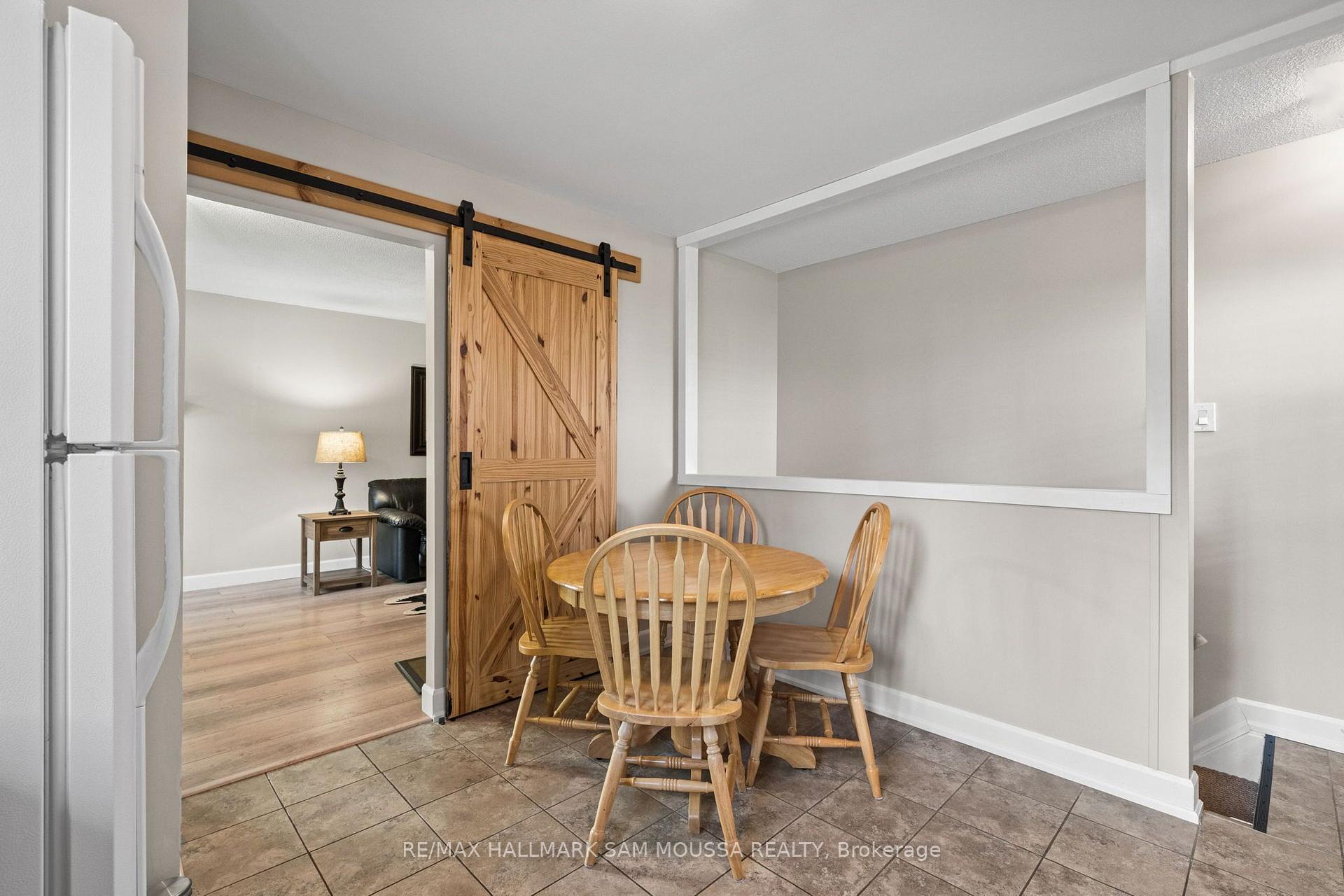 Photo 17 of 35 Ballantrae Way, Ottawa, Kanata - Glencairn/Hazeldean — HOMEH