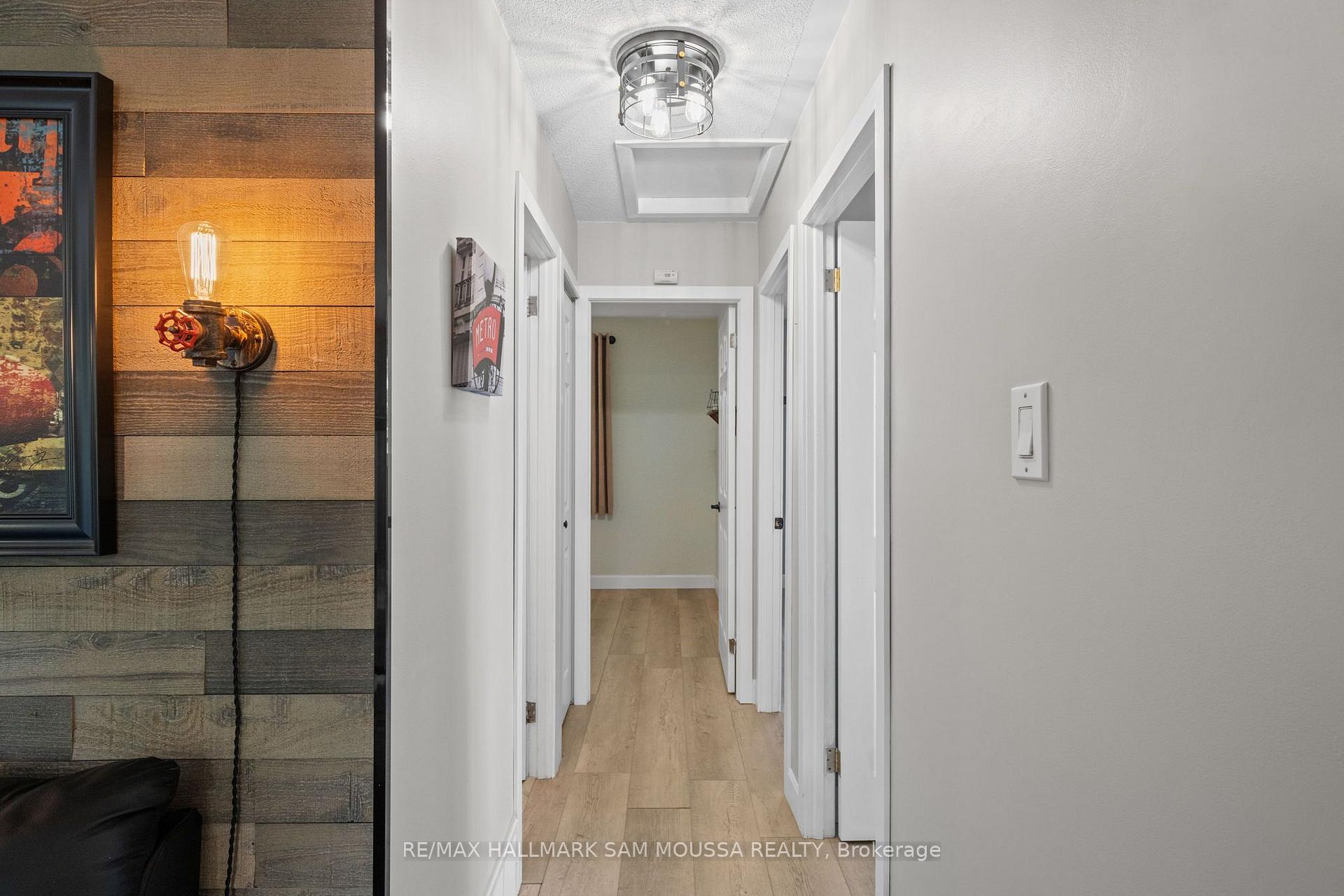 Photo 18 of 35 Ballantrae Way, Ottawa, Kanata - Glencairn/Hazeldean — HOMEH