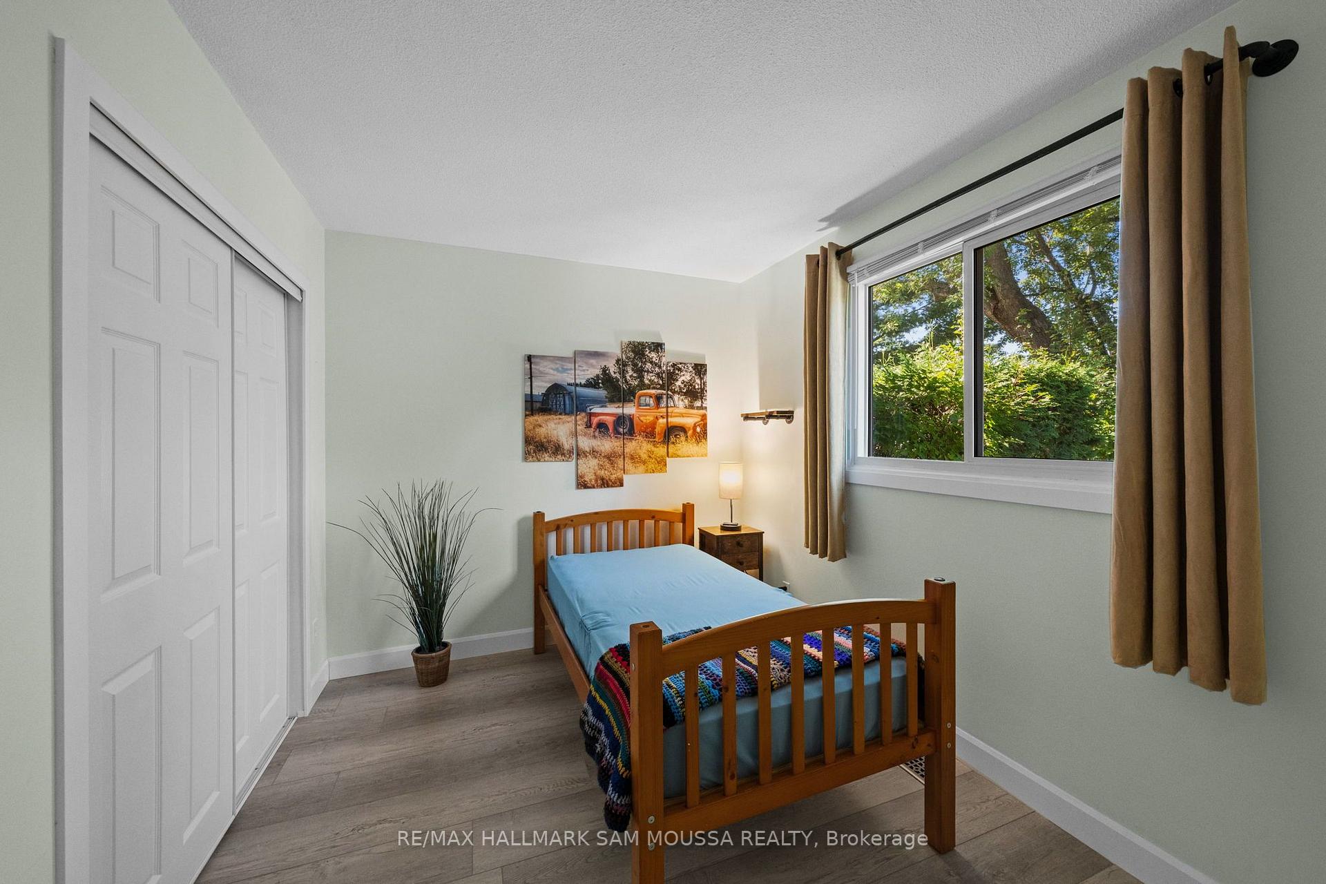 Photo 22 of 35 Ballantrae Way, Ottawa, Kanata - Glencairn/Hazeldean — HOMEH