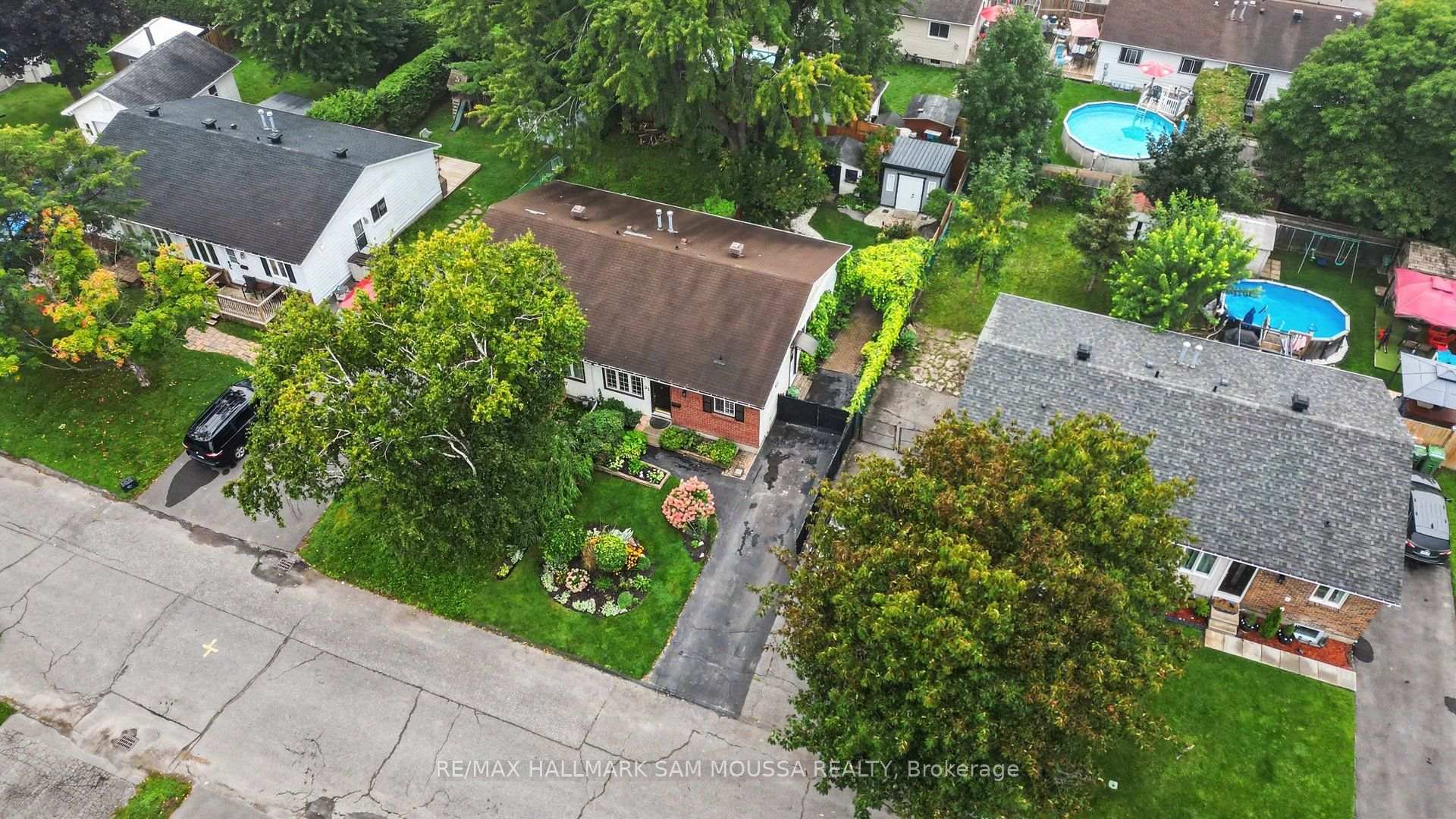 Photo 39 of 35 Ballantrae Way, Ottawa, Kanata - Glencairn/Hazeldean — HOMEH