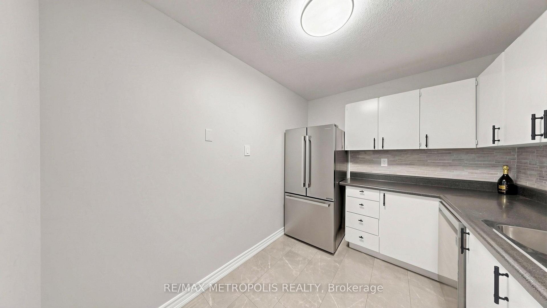 Photo 22 of Unit 310, 1100 Caven Street, Mississauga, Lakeview — HOMEH