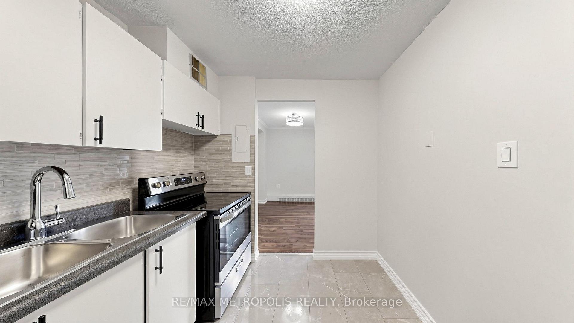 Photo 25 of Unit 310, 1100 Caven Street, Mississauga, Lakeview — HOMEH