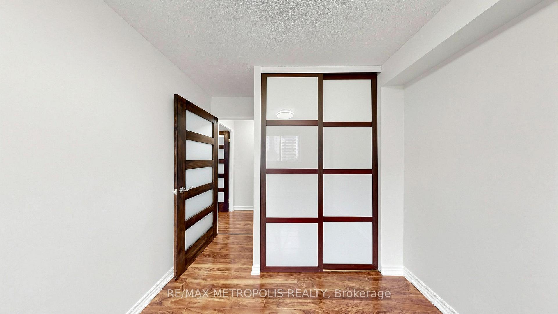 Photo 35 of Unit 310, 1100 Caven Street, Mississauga, Lakeview — HOMEH