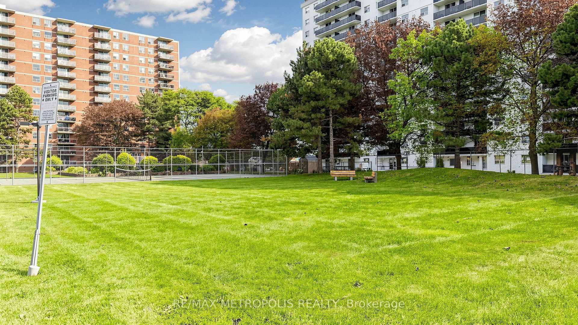 Photo 48 of Unit 310, 1100 Caven Street, Mississauga, Lakeview — HOMEH