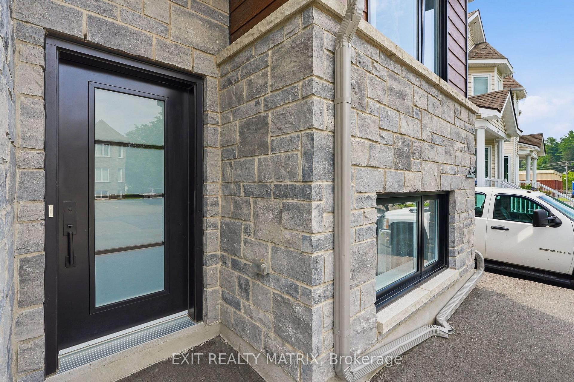 Photo 3 of 47 Cambridge Street, The Nation, Limoges — HOMEH