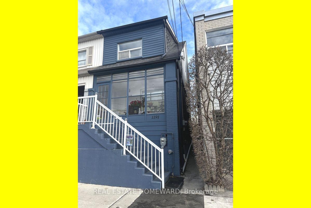 Photo of 1191 Woodbine Avenue