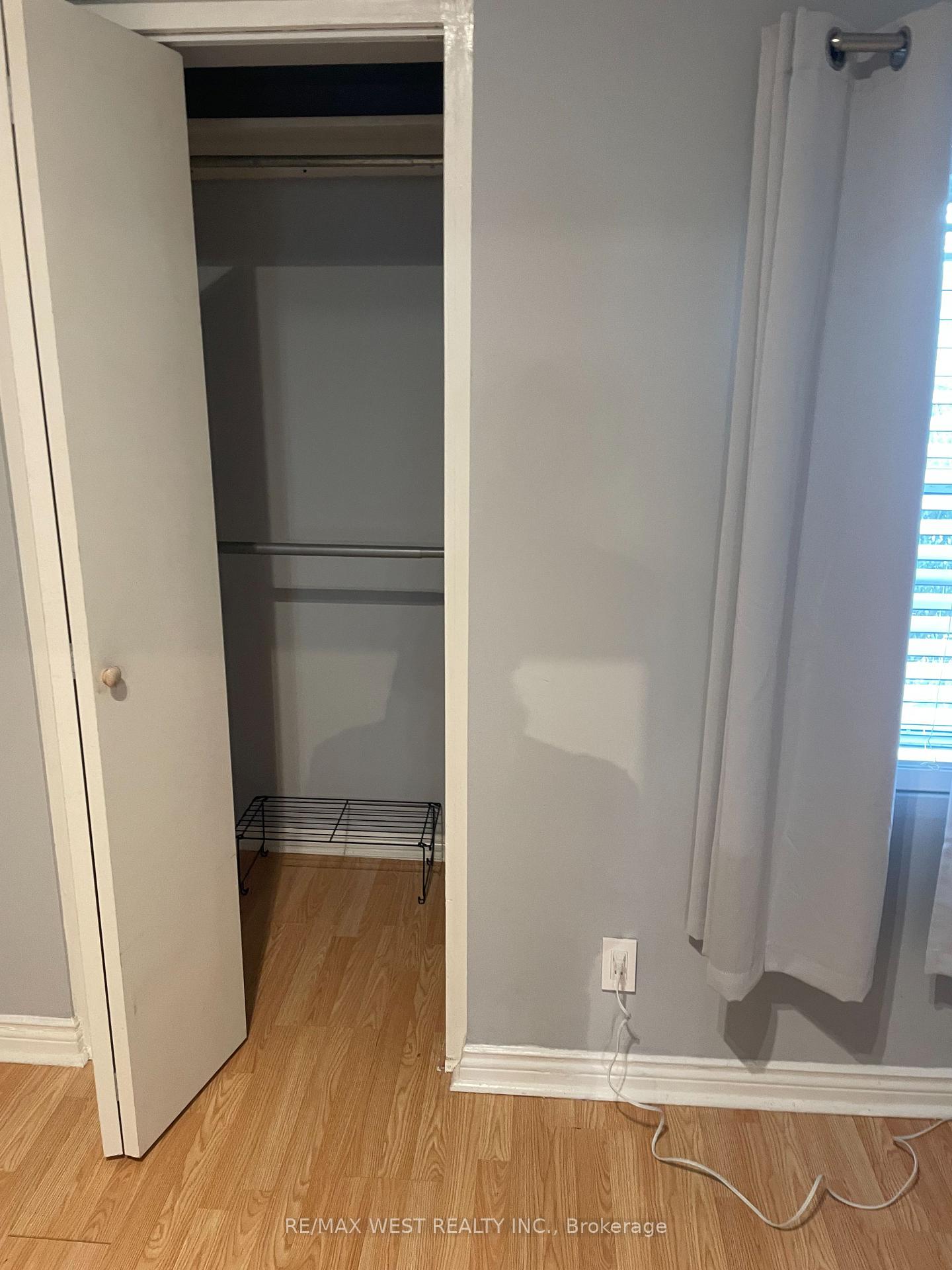 Photo 11 of Unit Main Floor, 281 Howland Avenue, Toronto, The Annex — HOMEH