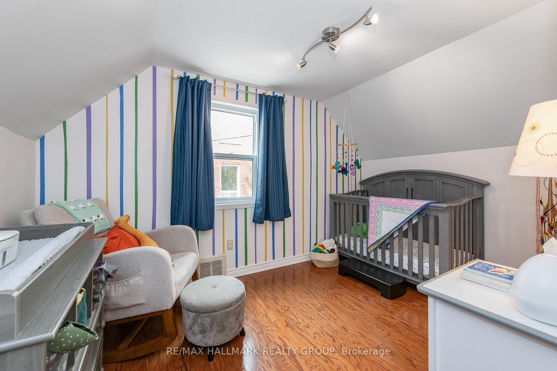 Photo 24 of 53 Louisa Street, Ottawa, West Centre Town — HOMEH