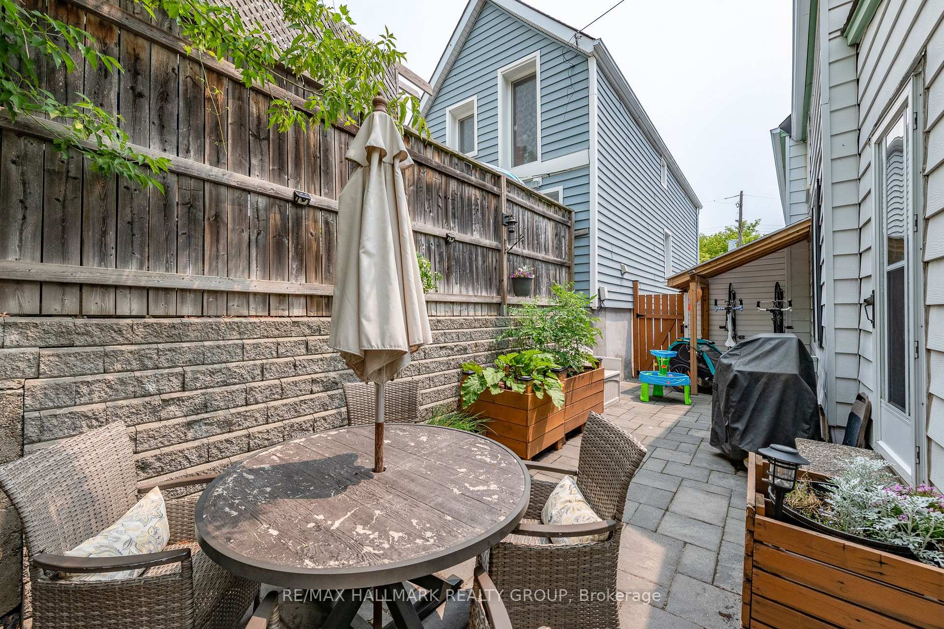 Photo 31 of 53 Louisa Street, Ottawa, West Centre Town — HOMEH