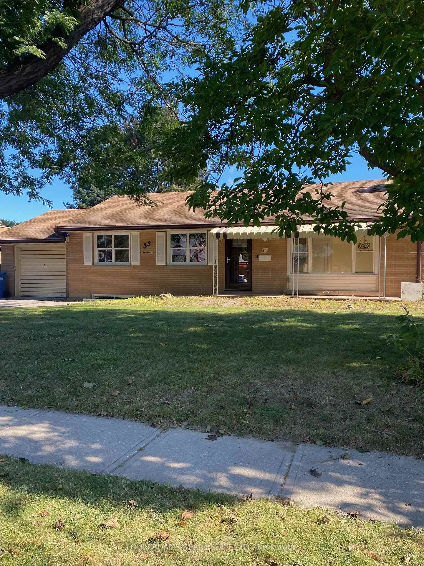 Photo 3 of 33 Elginfield Drive, Guelph, Grange Road — HOMEH