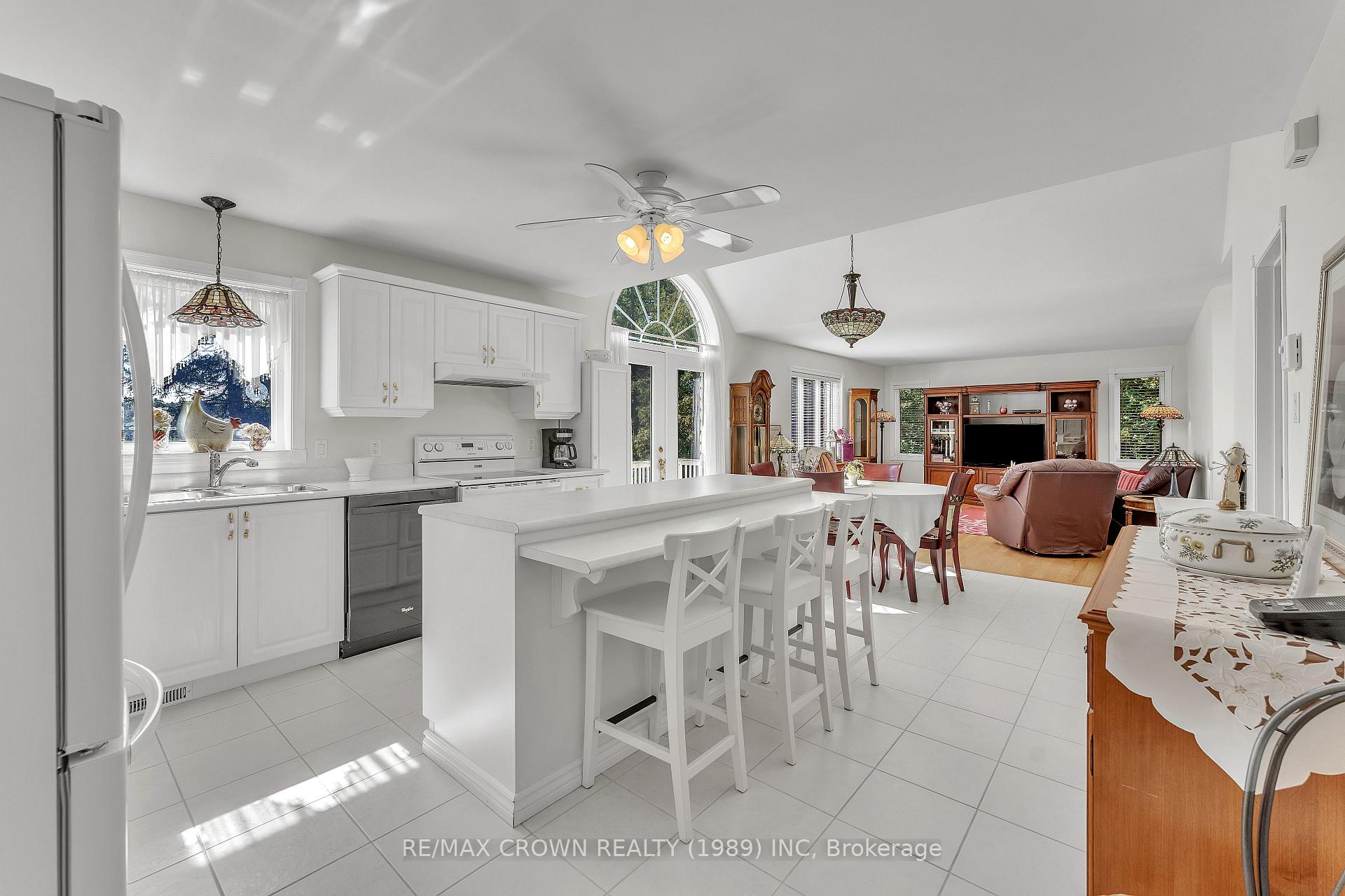 Photo 8 of 870 Highway 17 E, North Bay, Widdifield — HOMEH