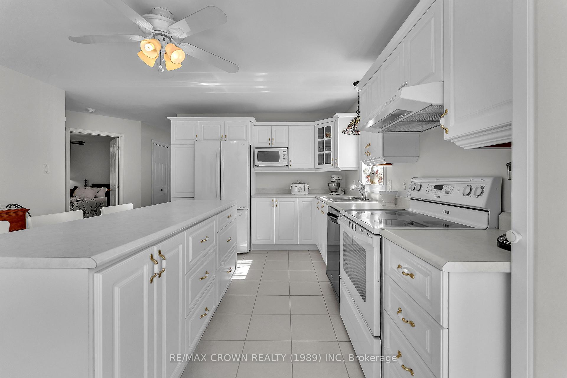 Photo 9 of 870 Highway 17 E, North Bay, Widdifield — HOMEH