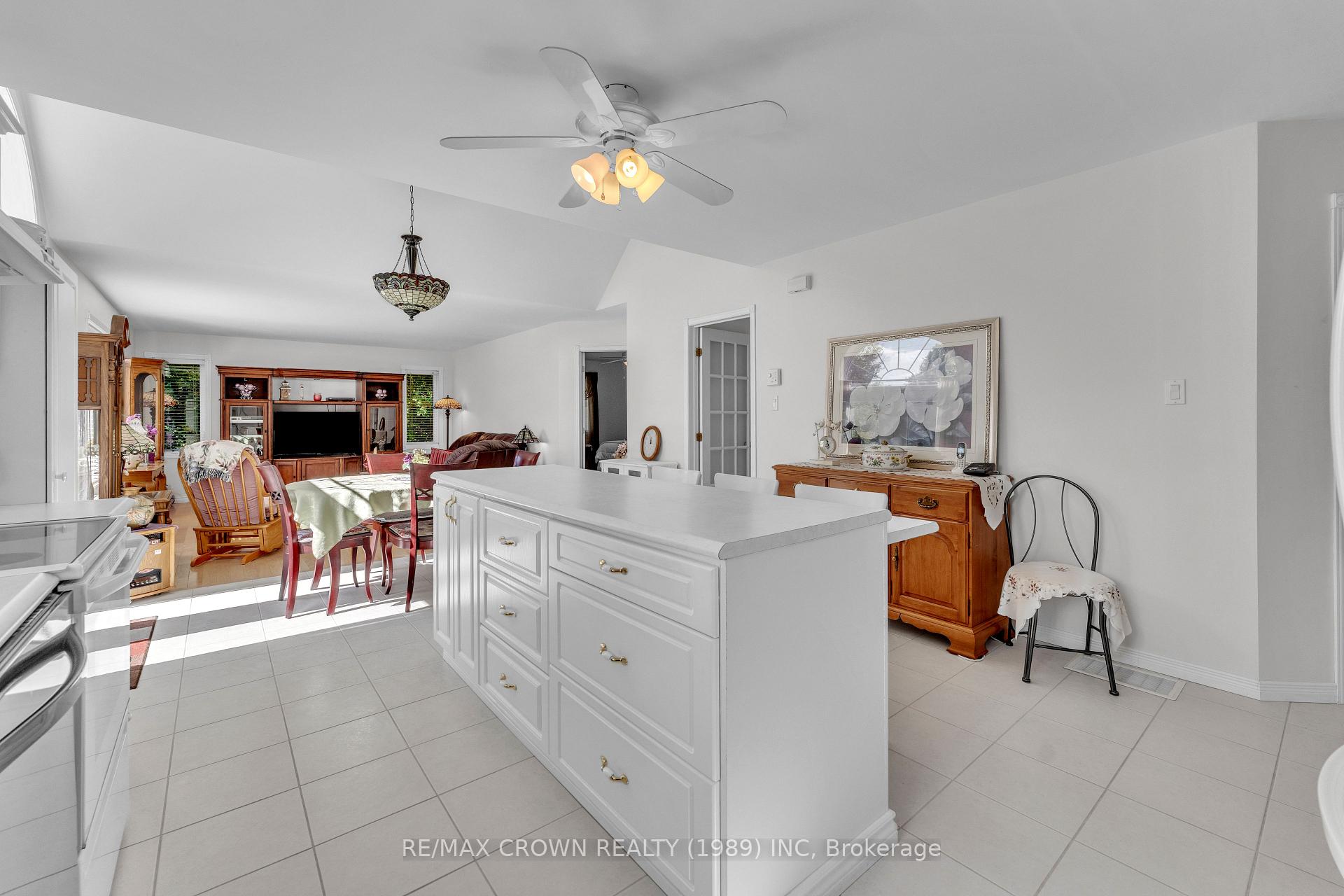 Photo 11 of 870 Highway 17 E, North Bay, Widdifield — HOMEH