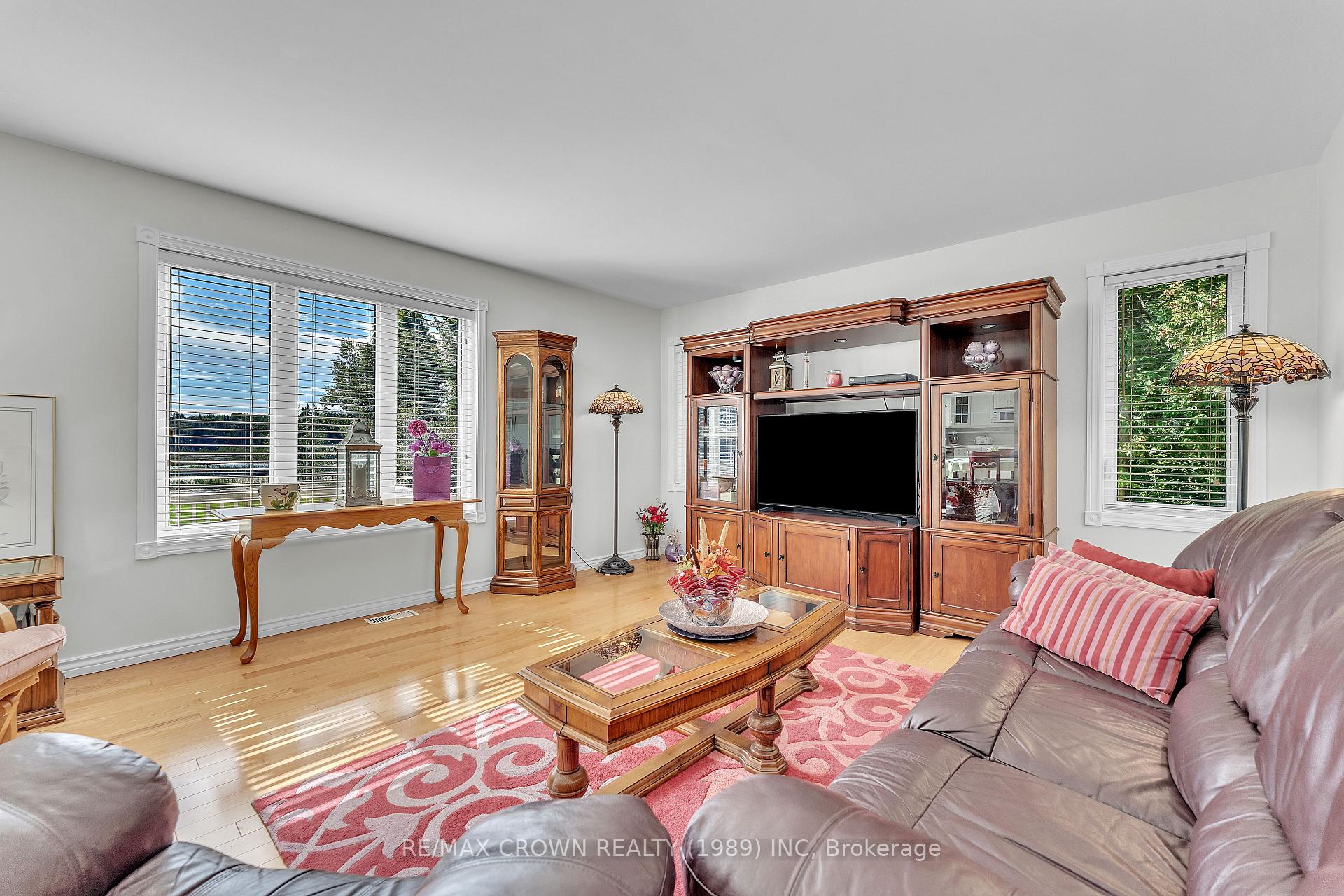 Photo 18 of 870 Highway 17 E, North Bay, Widdifield — HOMEH