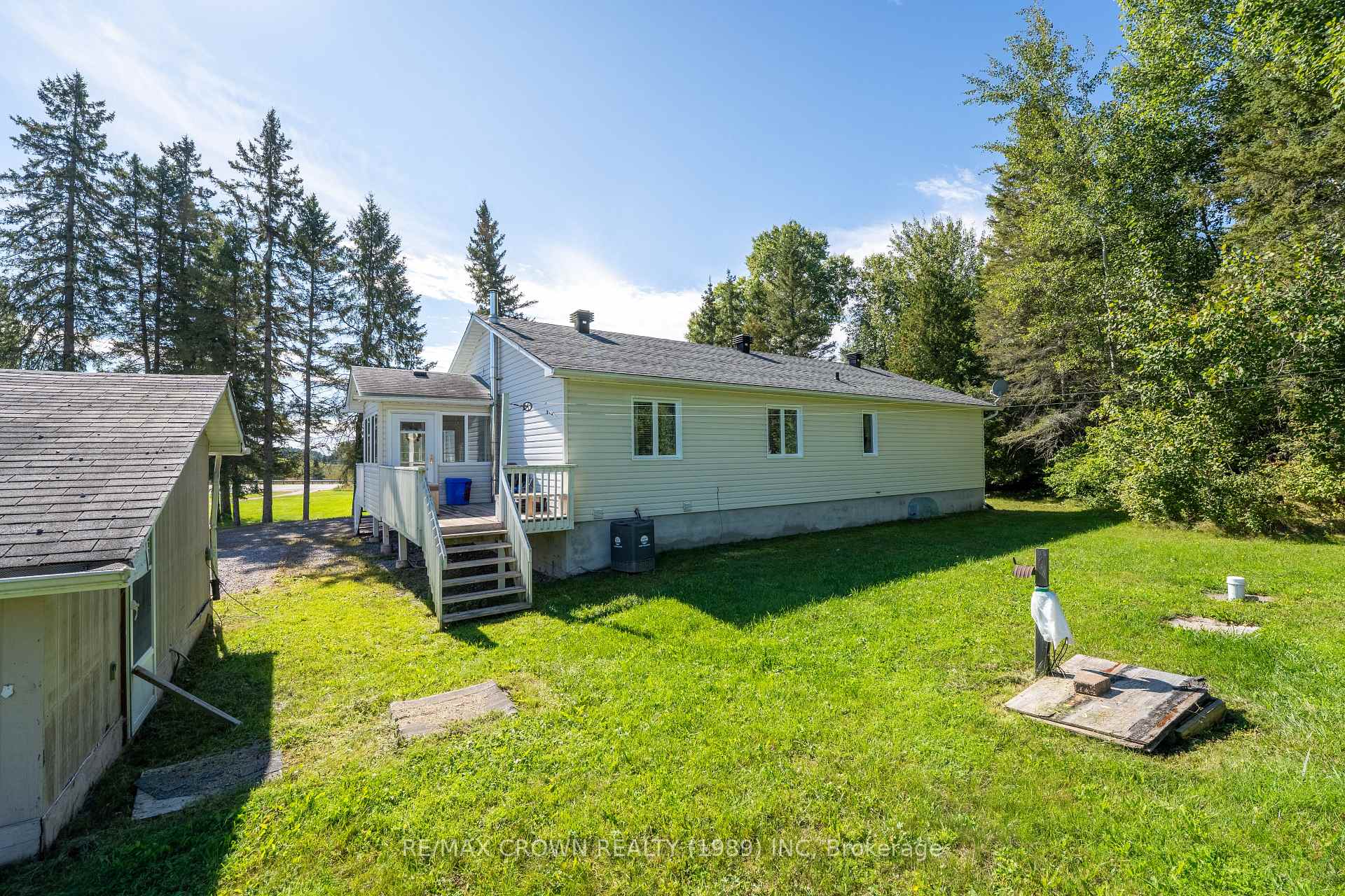 Photo 45 of 870 Highway 17 E, North Bay, Widdifield — HOMEH
