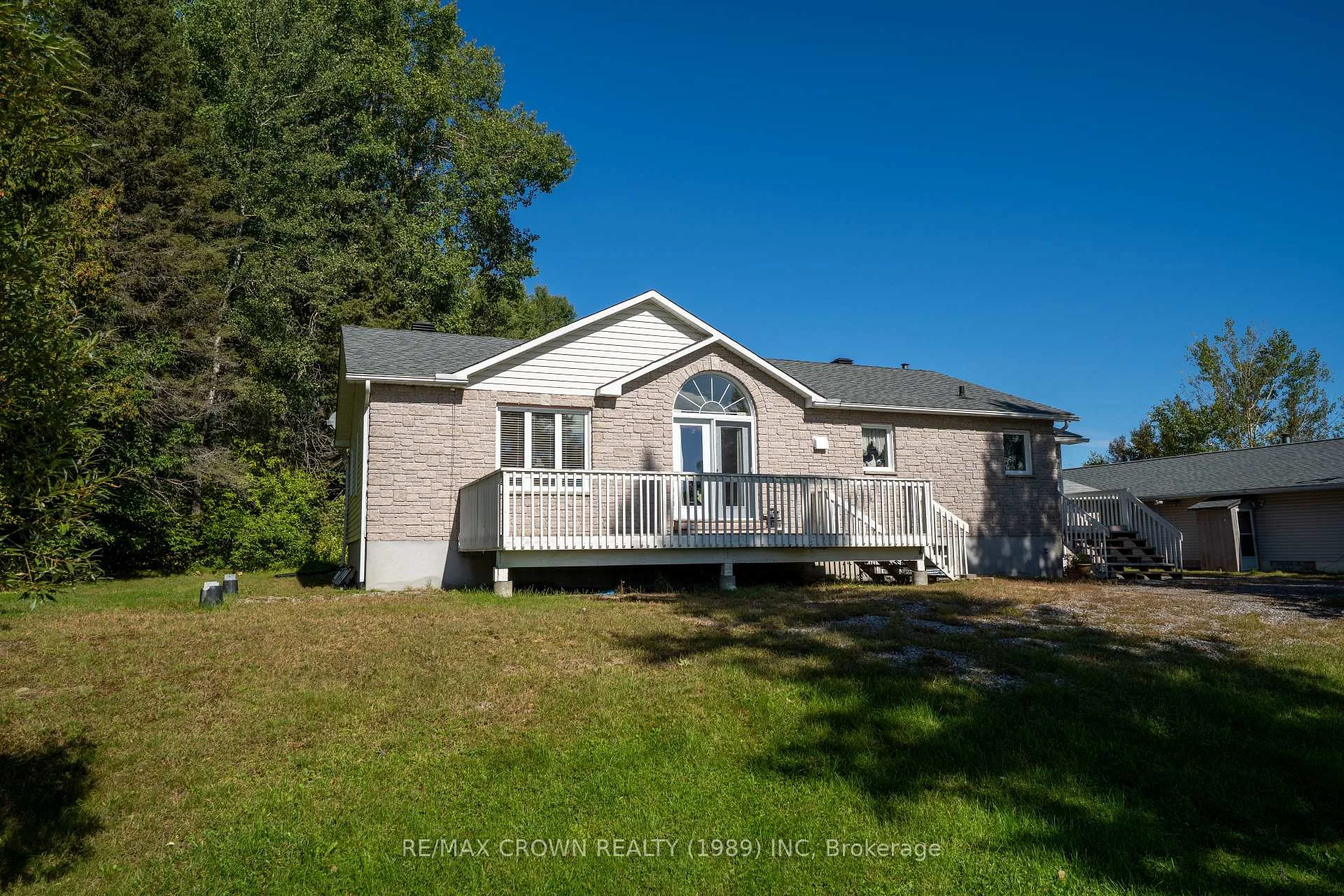 Photo 2 of 870 Highway 17 E, North Bay, Widdifield — HOMEH
