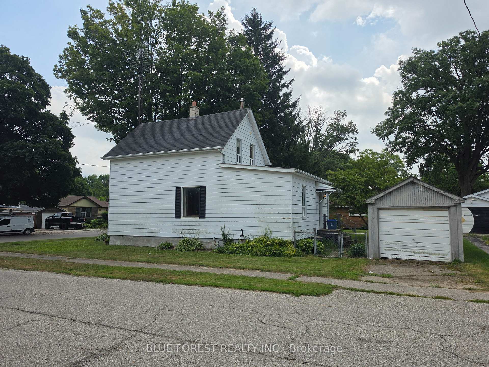 Photo 7 of 248 Ridout Street, West Elgin, Rodney — HOMEH