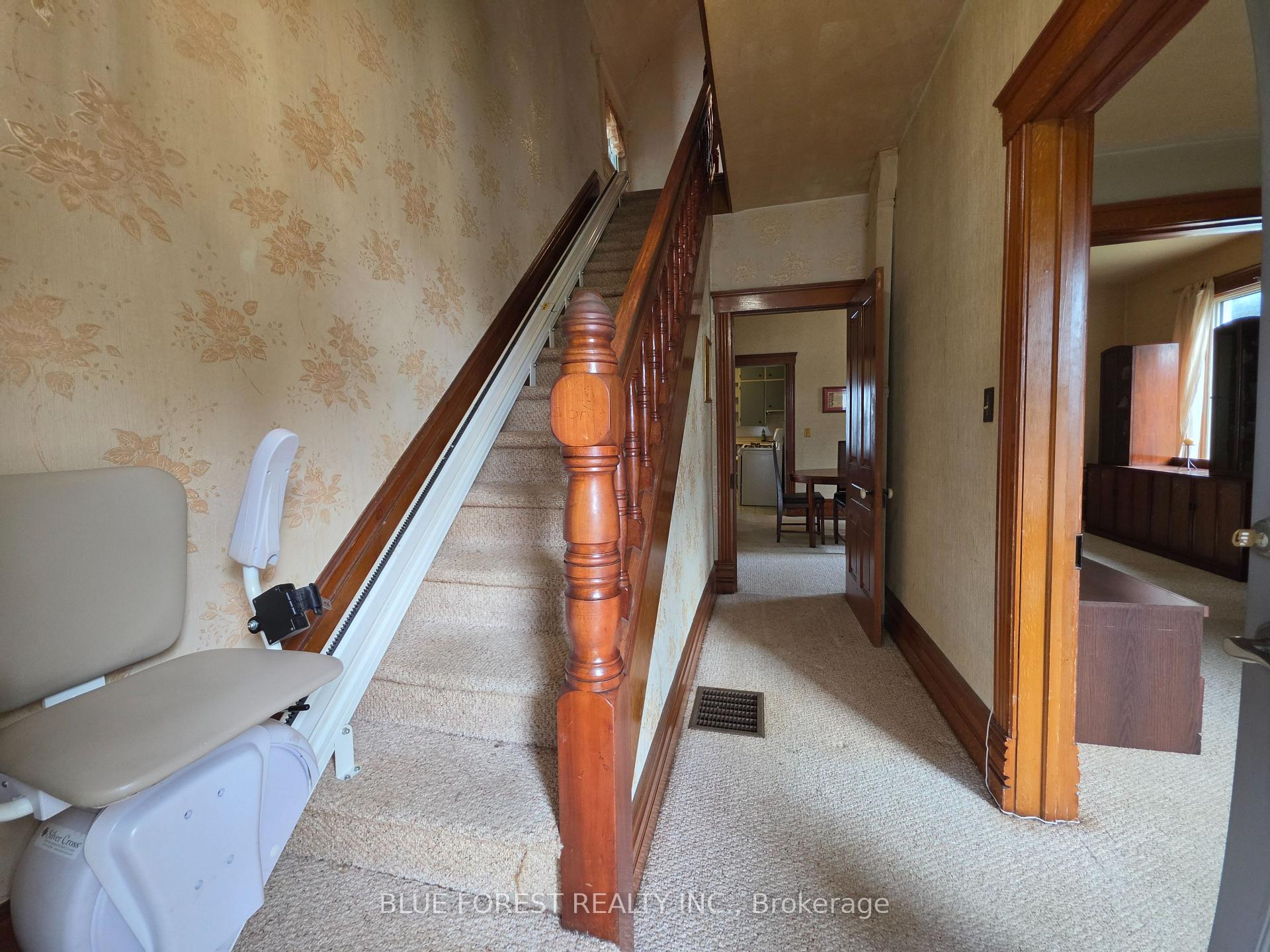 Photo 11 of 248 Ridout Street, West Elgin, Rodney — HOMEH