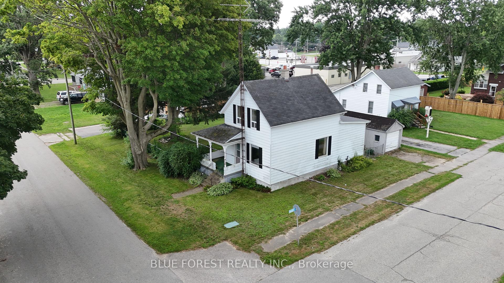 Photo 35 of 248 Ridout Street, West Elgin, Rodney — HOMEH