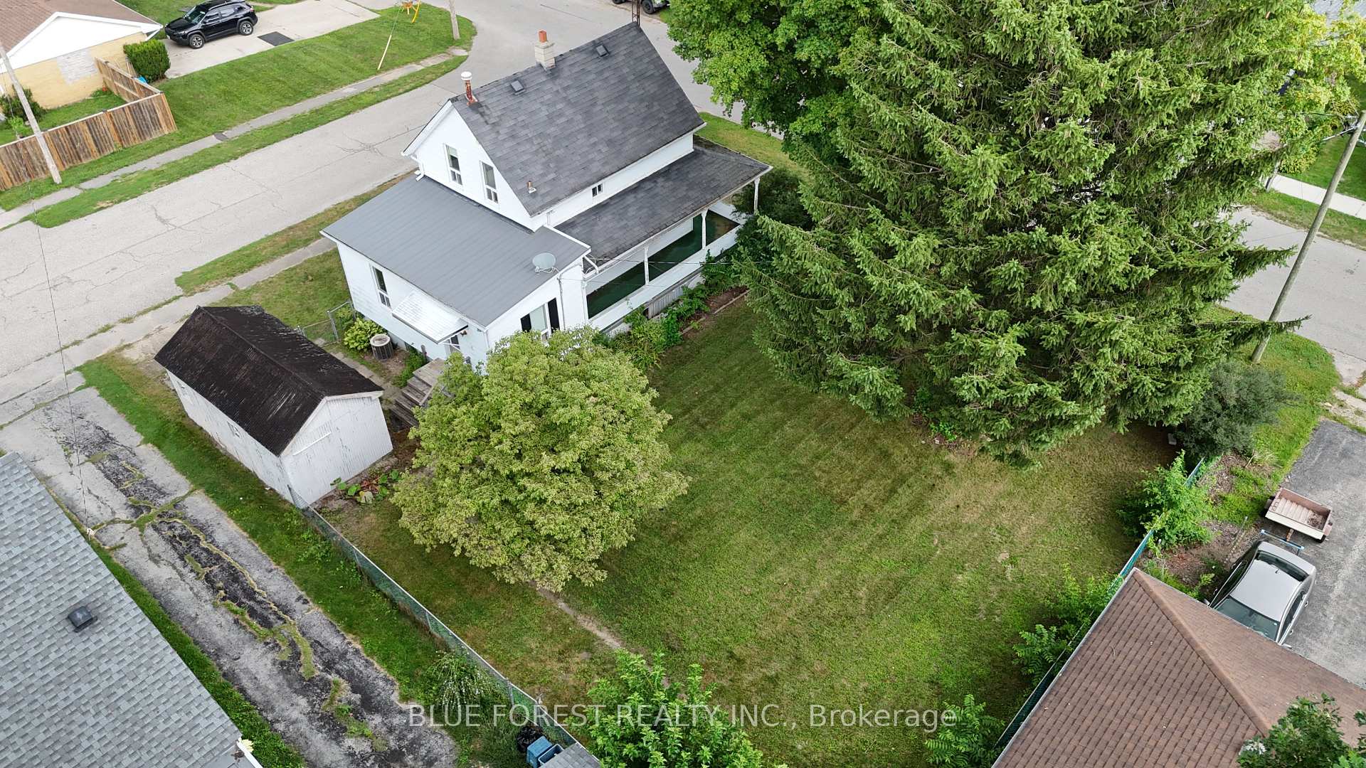 Photo 38 of 248 Ridout Street, West Elgin, Rodney — HOMEH
