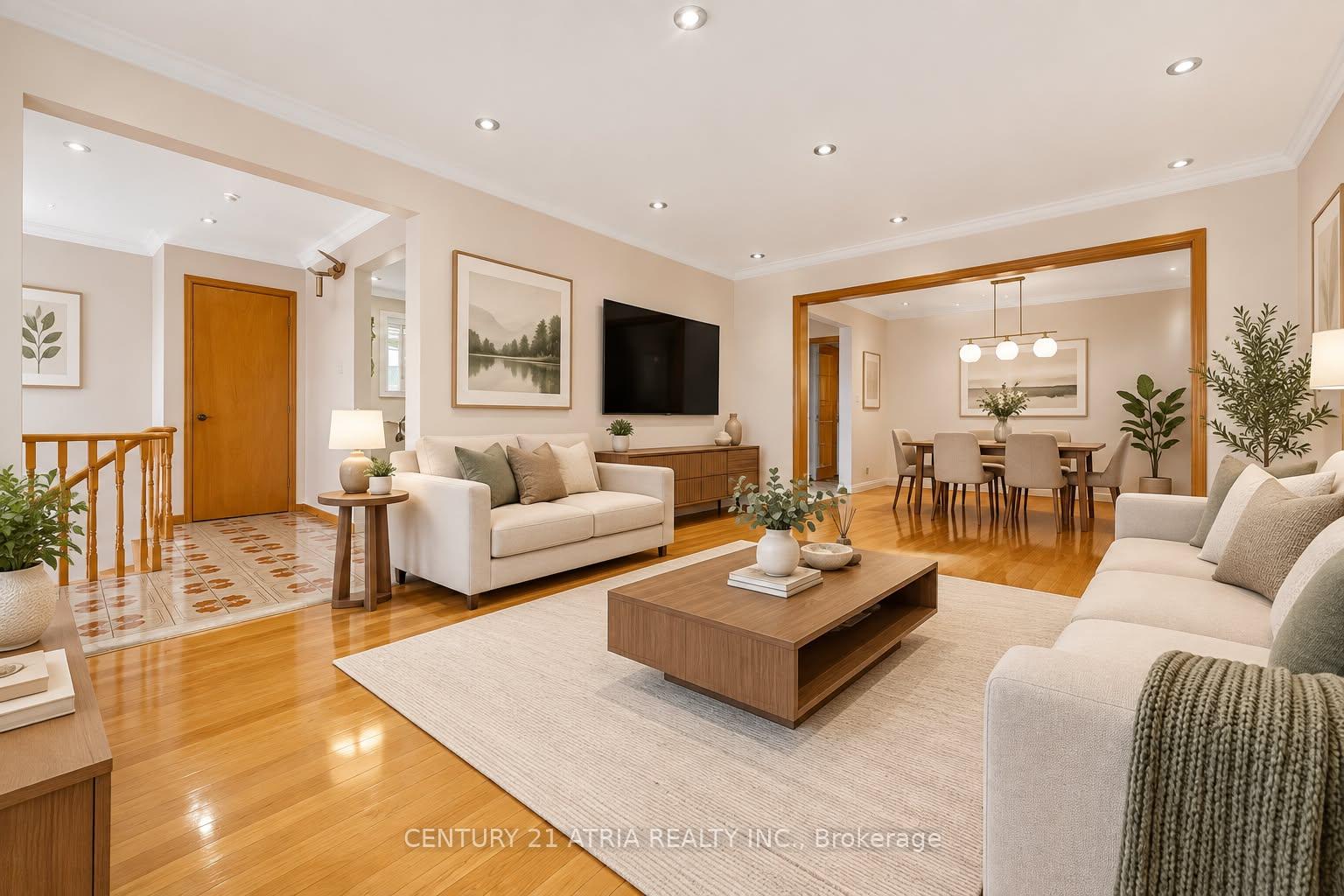 Photo 9 of 34 Sawmill Road, North York, Glenfield-Jane Heights — HOMEH