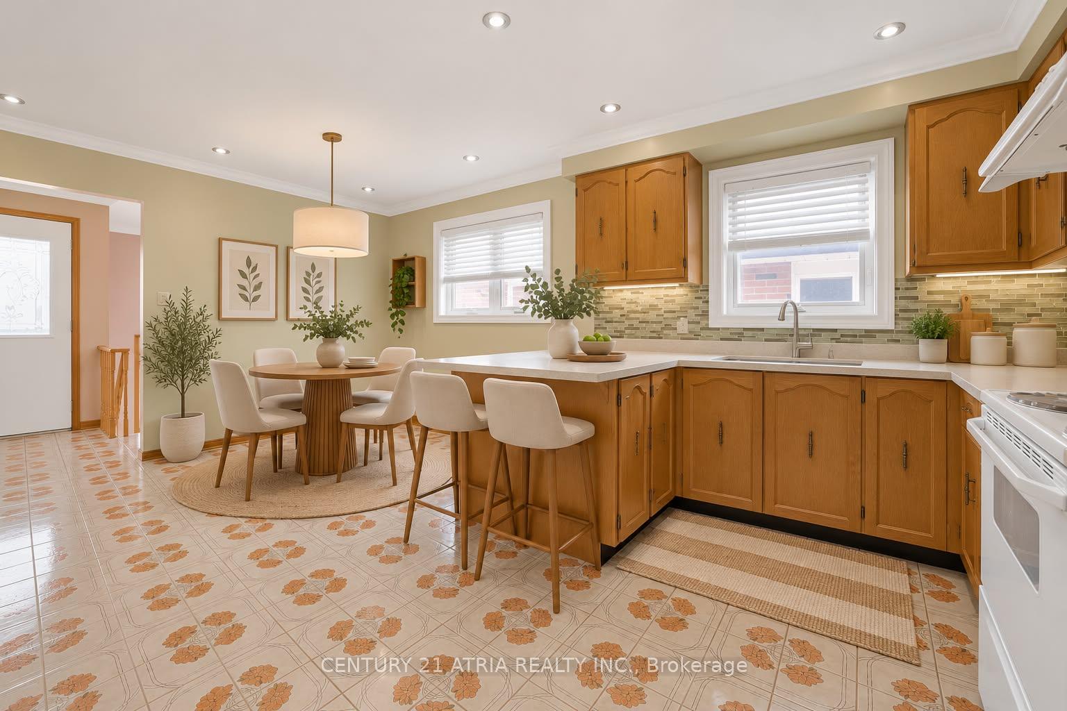 Photo 14 of 34 Sawmill Road, North York, Glenfield-Jane Heights — HOMEH