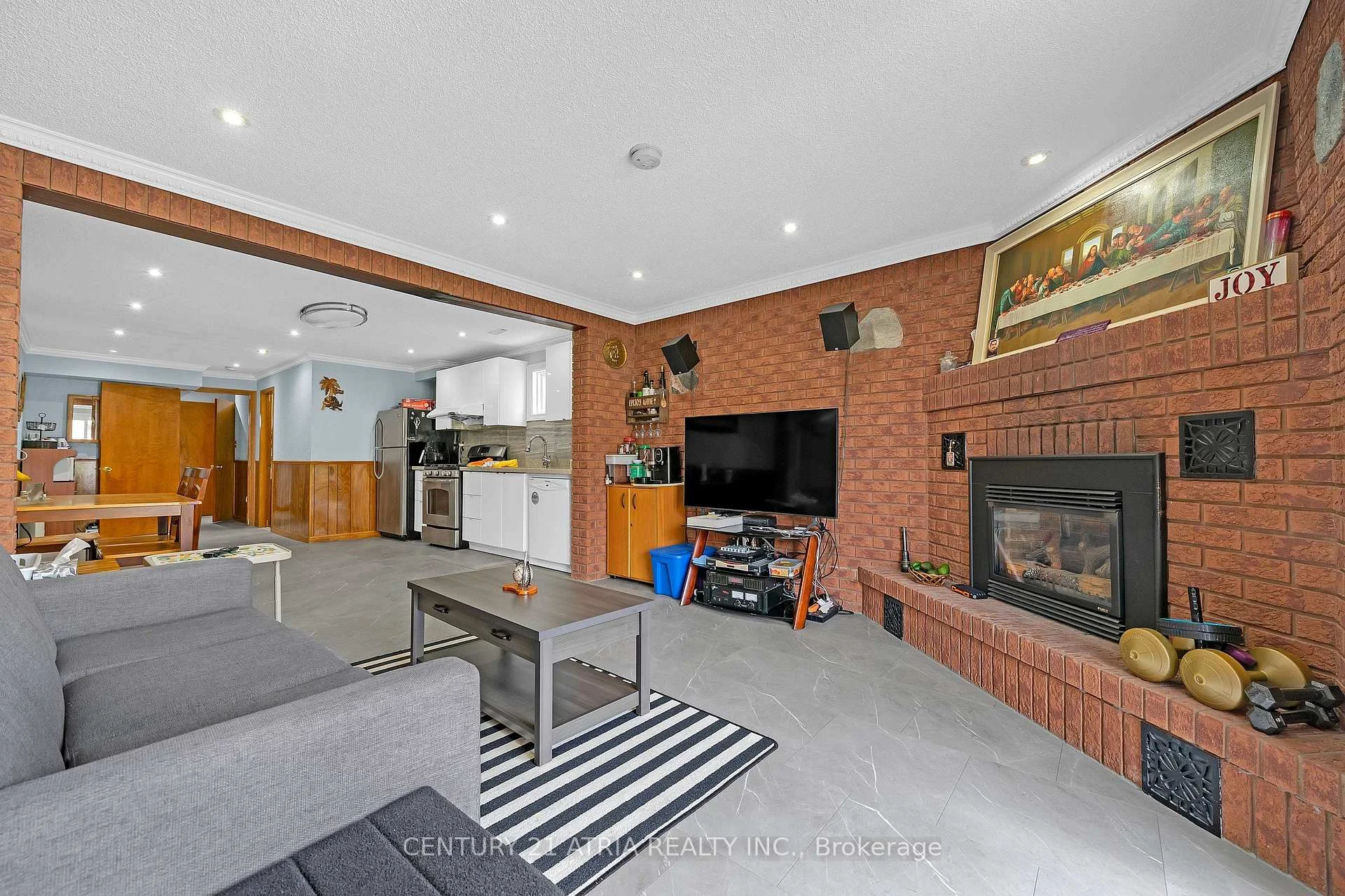 Photo 32 of 34 Sawmill Road, North York, Glenfield-Jane Heights — HOMEH