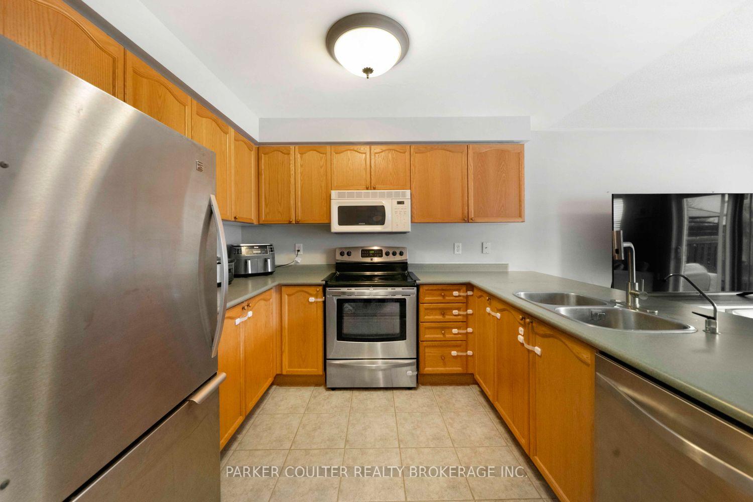 Photo 9 of 46 Coleman Drive, Barrie, Edgehill Drive — HOMEH