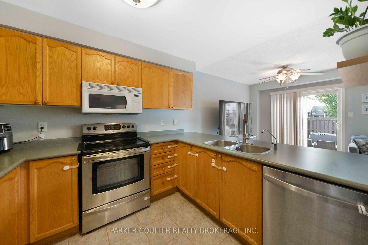 Photo 10 of 46 Coleman Drive, Barrie, Edgehill Drive — HOMEH