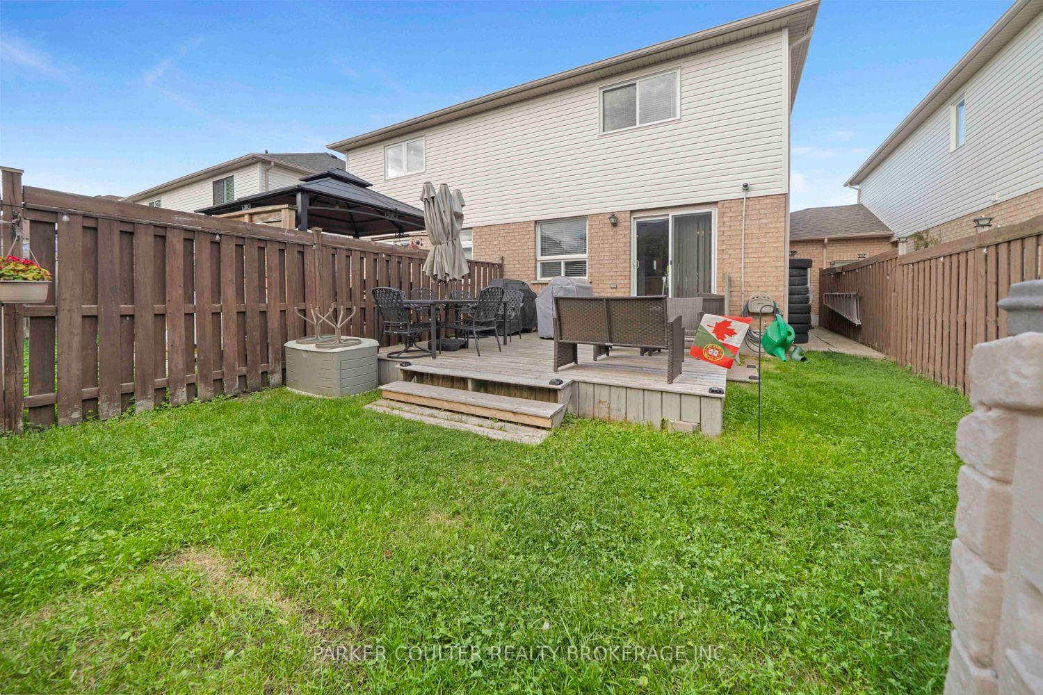 Photo 34 of 46 Coleman Drive, Barrie, Edgehill Drive — HOMEH