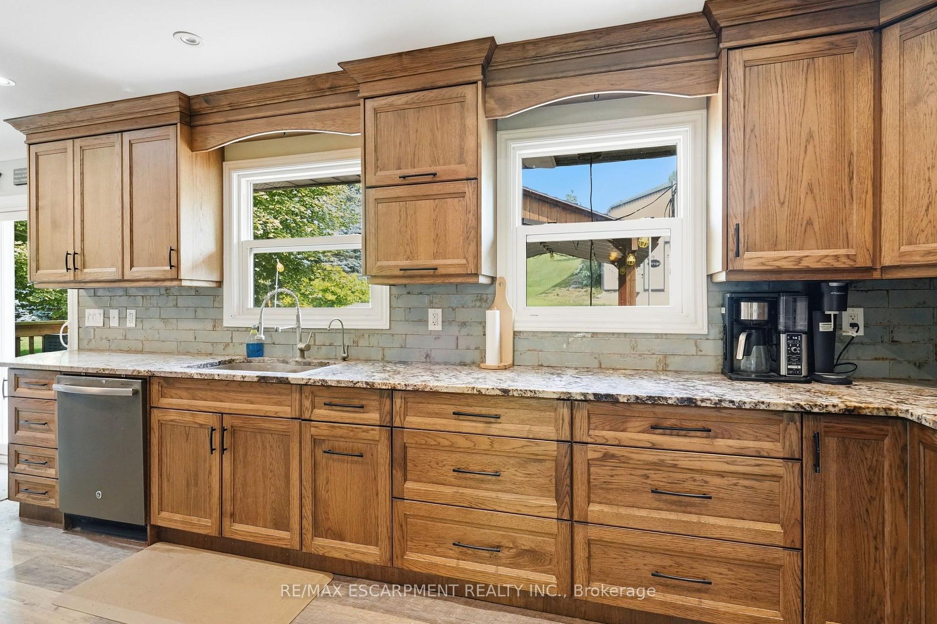 Photo 11 of 1311 Concession 6 Road, Hamilton, Rural Flamborough — HOMEH