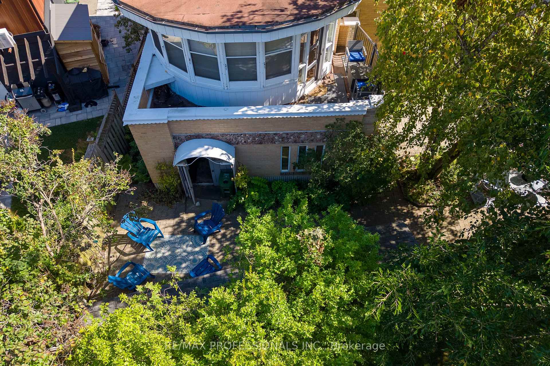 Photo 45 of 60 Fernalroy Boulevard, Etobicoke, Stonegate-Queensway — HOMEH