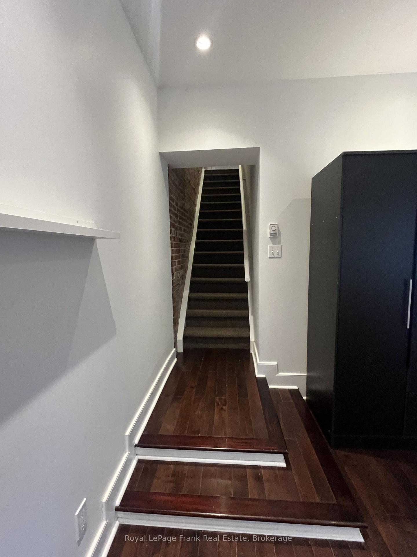 Photo 6 of 210 Mcdonnel Street, Peterborough, Town Ward 3 — HOMEH