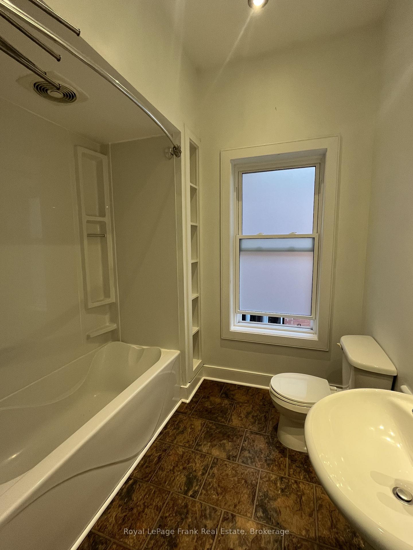 Photo 15 of 210 Mcdonnel Street, Peterborough, Town Ward 3 — HOMEH