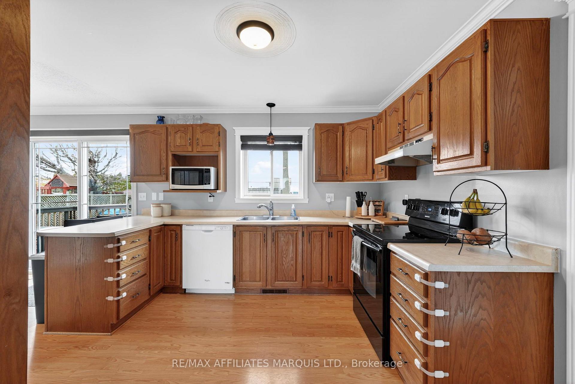 Photo 10 of 1337 Patricia Place, Cornwall, Cornwall — HOMEH
