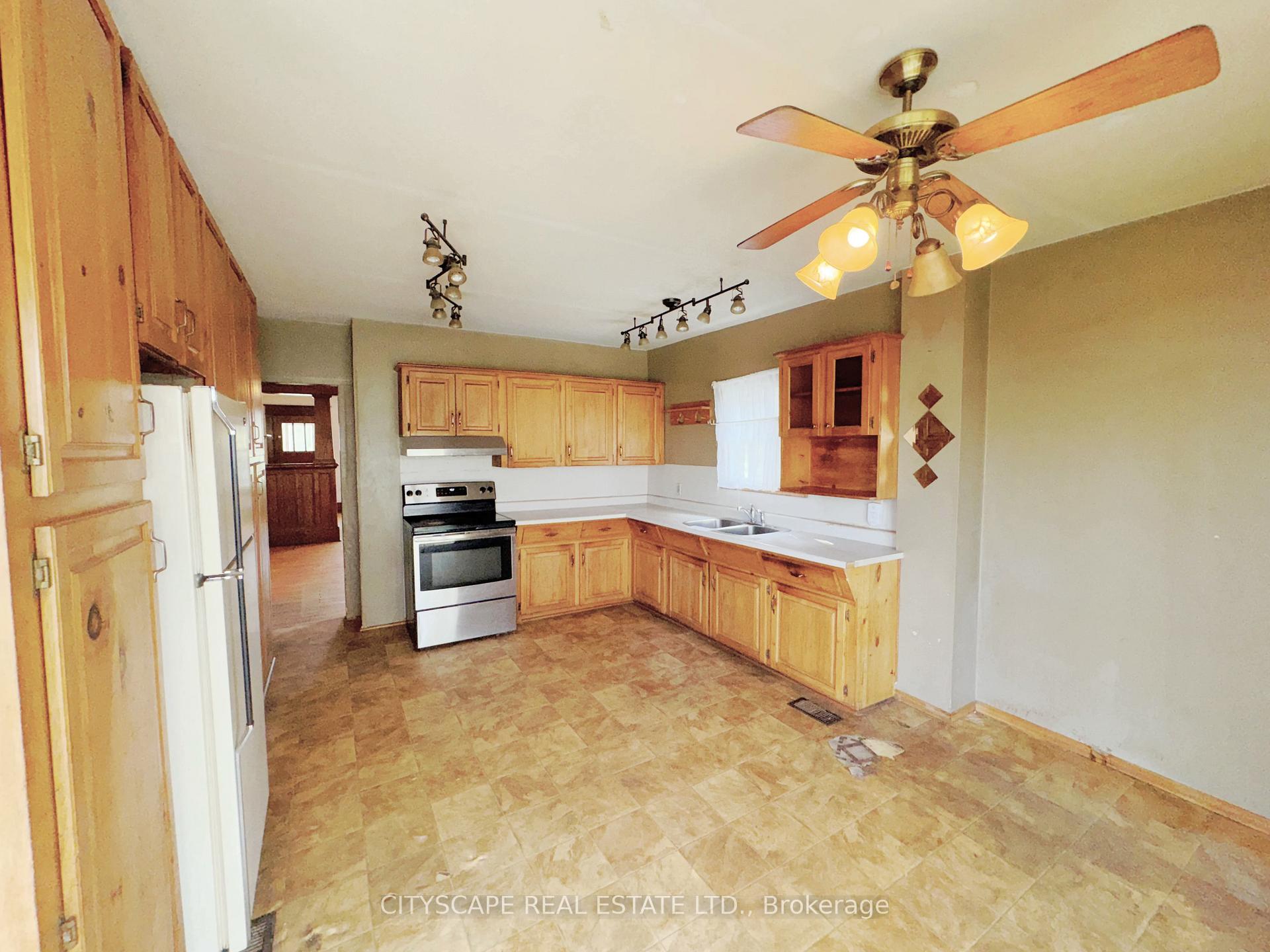 Photo 13 of 15 Humberstone Avenue, Brantford, Echo Place — HOMEH